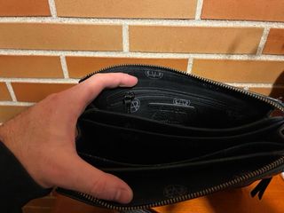 Bolsito maximo dutti de cuero