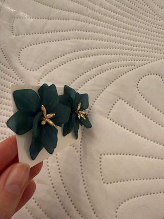 Pendientes de flor verde