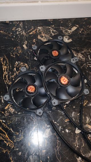 Ventole Thermaltake Riing Rgb kit