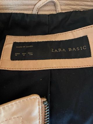 Cazadora cuero zara negra y beige