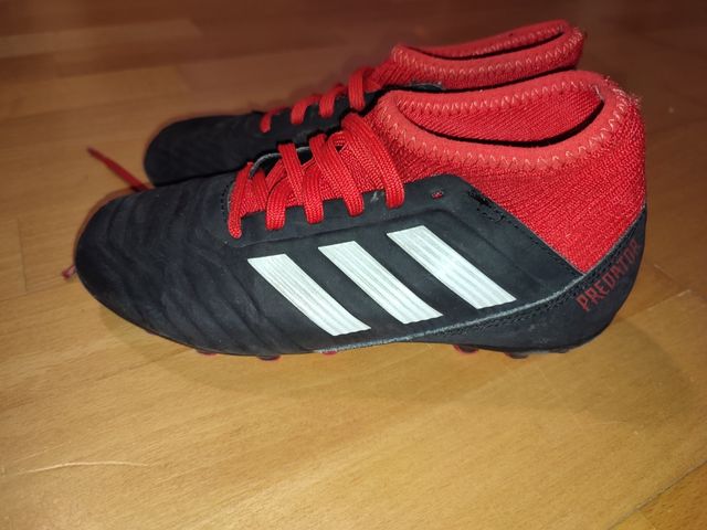 Botas de fútbol Adidas núm 33