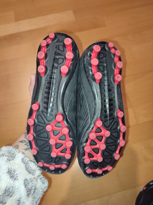 Botas de fútbol Adidas núm 33