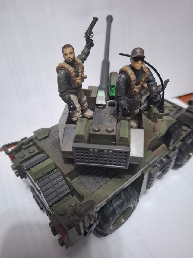 TANQUE MEGABLOKS CALL OF DUTY