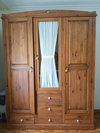 JUEGO DE HABITACIÓN COMPLETO DE MADERA MACIZA