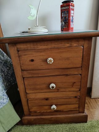 JUEGO DE HABITACIÓN COMPLETO DE MADERA MACIZA