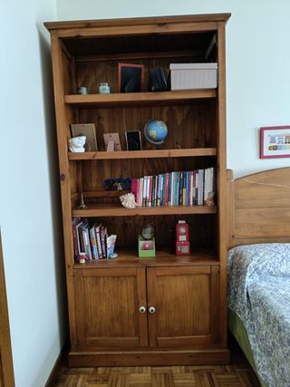 JUEGO DE HABITACIÓN COMPLETO DE MADERA MACIZA