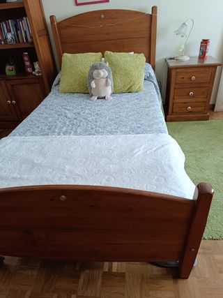 JUEGO DE HABITACIÓN COMPLETO DE MADERA MACIZA