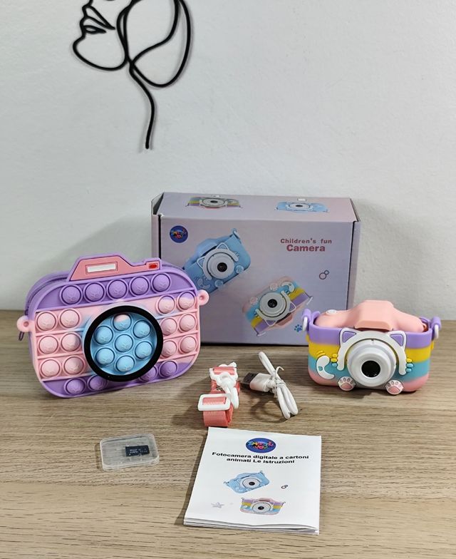 Cámara digital gatito con funda popins 