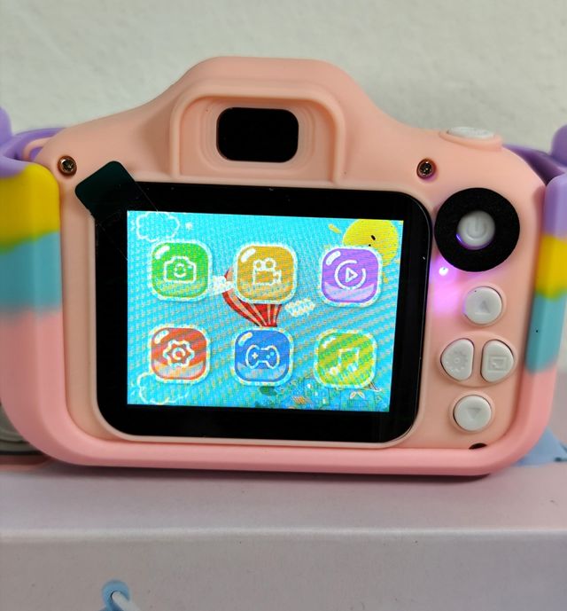 Cámara digital gatito con funda popins 