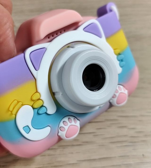Cámara digital gatito con funda popins 