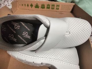 Zapatos seguridad auxiliar y enfermería 