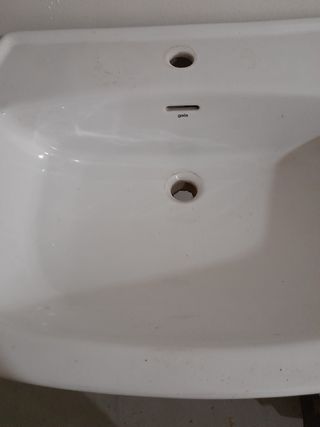 Lavabo sin estrenar 