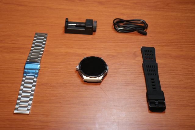 Knauermann PRO 3 (2024) Argento smartwatch salute