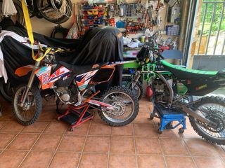 Se vende o cambia por un coche