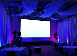Pantallas Led ConSin equipos de sonido 