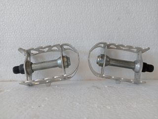 pedal rosca antigua clásico igual que los notario