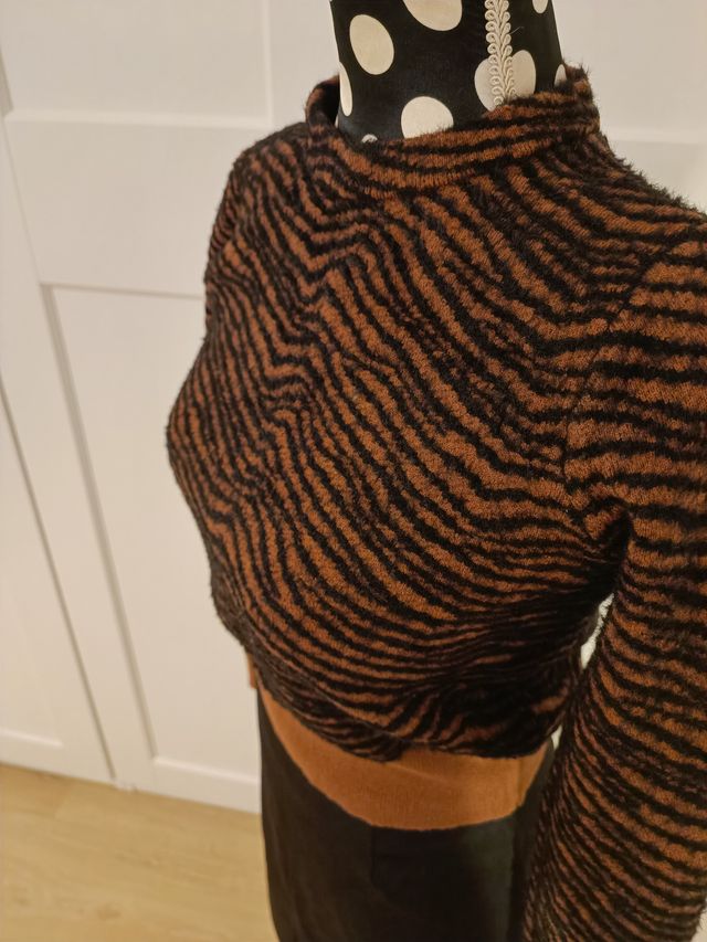 Jersey Zara Knit Animal Print Talla S