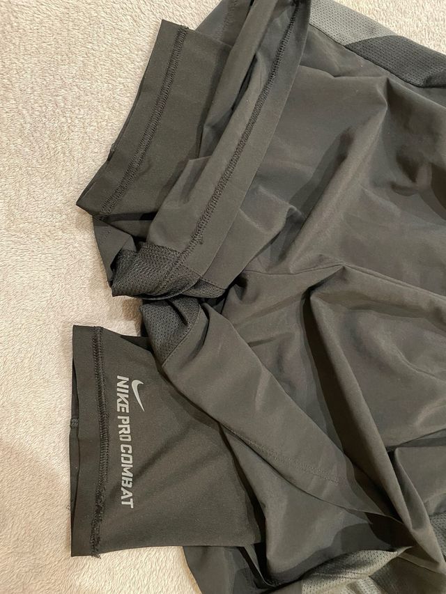 Pantaloni Nike in mesh