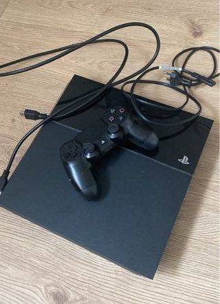 Sony PS4 da 512 GB con 2 controller