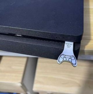 Sony PS4 da 512 GB con 2 controller
