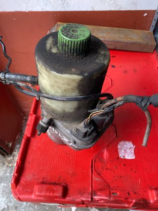 Bomba electrica de direccion asistida seat