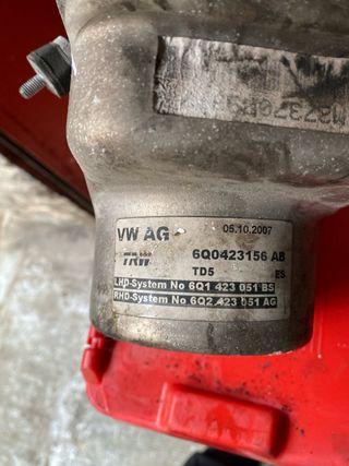 Bomba electrica de direccion asistida seat