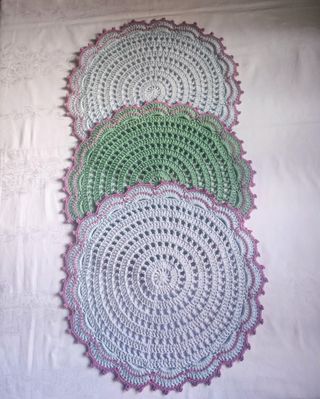 Set tovagliette sottopiatto uncinetto