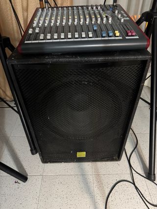 ALQUILER DE ALTAVOCES POTENTES Y MUCHO MAS