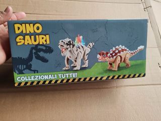 Dinosauro realistico con luci e suoni