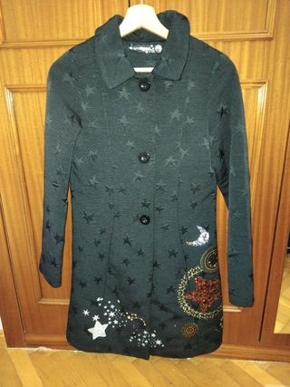 Abrigo niña desigual