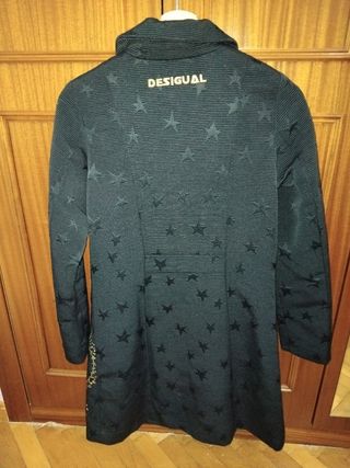 Abrigo niña desigual