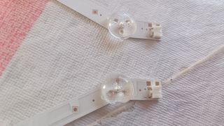 Set Dos Tiras Originales Led Tv Samsung UE32EH4003