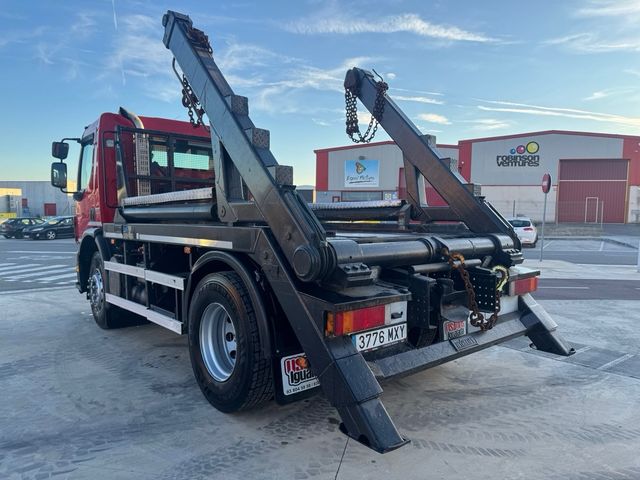 Camion portacontenedores cadenas VOLVO FE280