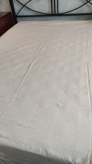 Colcha blanca algodón
