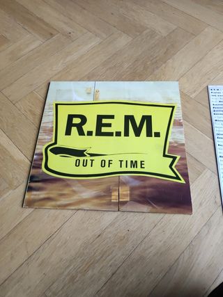Disco REM Out of time