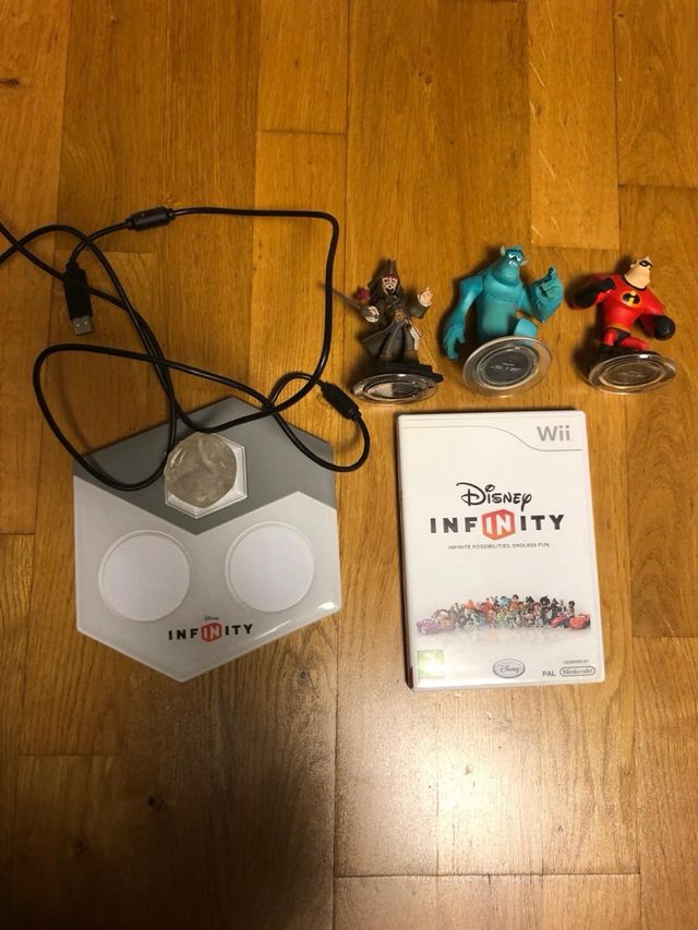 Wii con 7 juegos 1 mando y más cosas