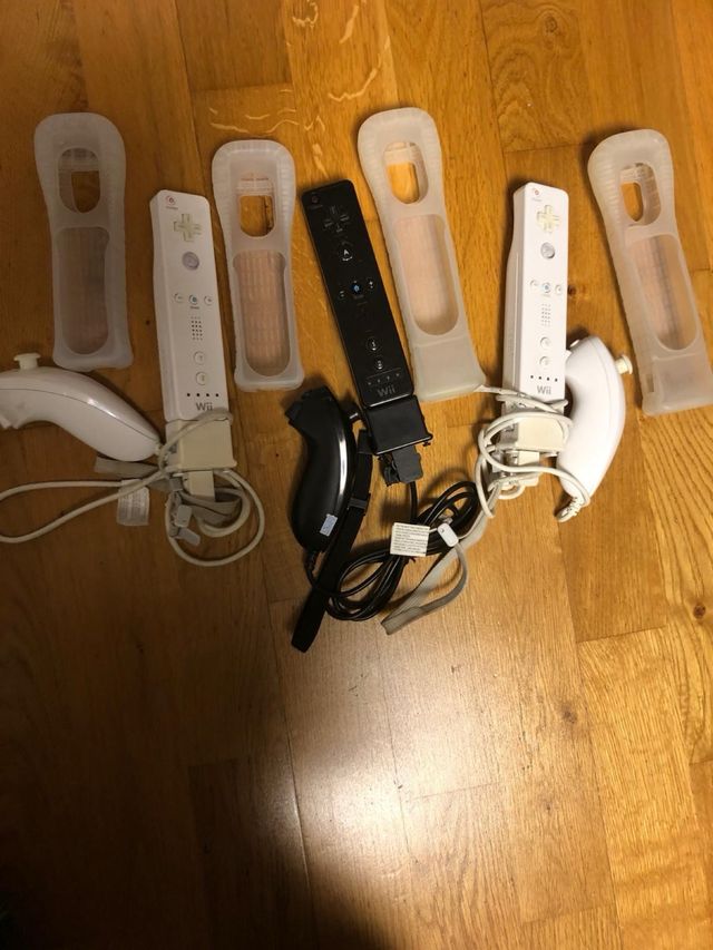 Wii con 7 juegos 1 mando y más cosas