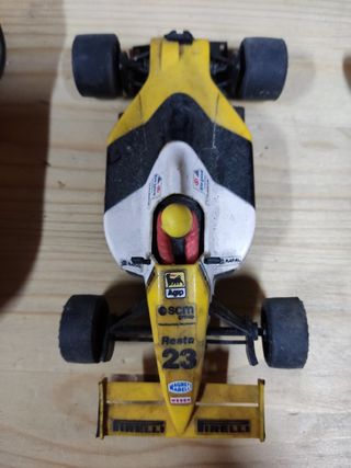 Transformador, mandos y coches excalextric