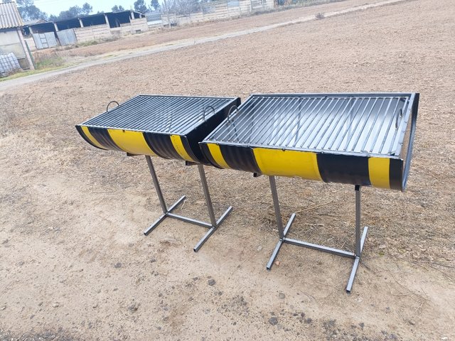 Barbacoas calsots se venden por separado