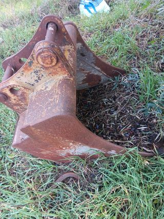 Se vende cazo de retro excavadora