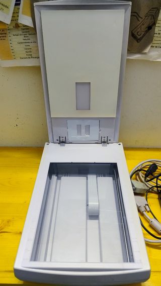 Scanner Plustek con visualizzatore di diapositive