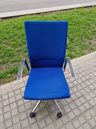 Silla de oficina Actiu 