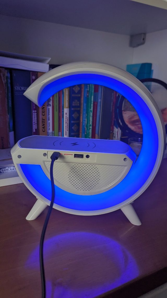 Lampada sveglia altoparlante 