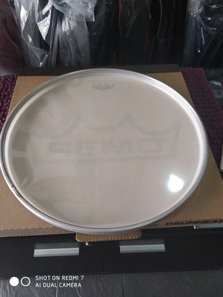 Parche Bombo Remo Ambassador 18" (BR111800) Coated