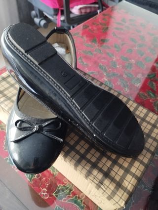 Bonitas Manoletinas de charol