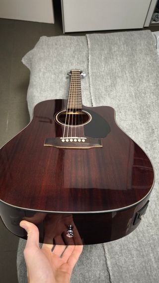Guitarra electroacústica Fender
