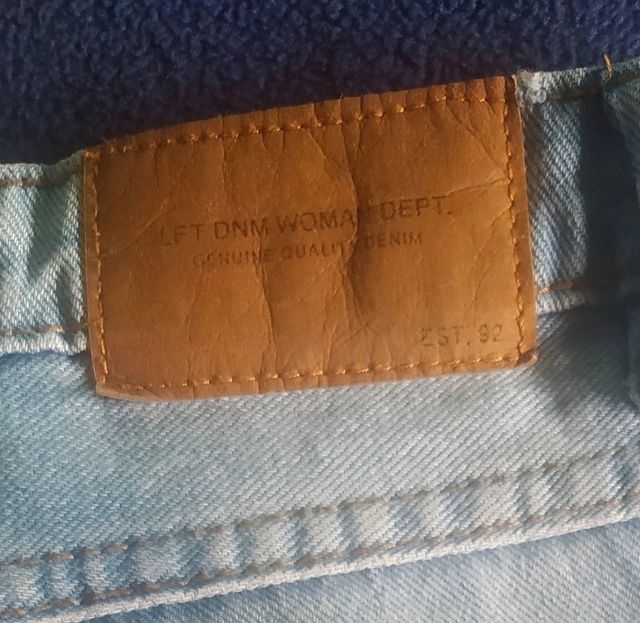 Pantalones vaqueros rotos