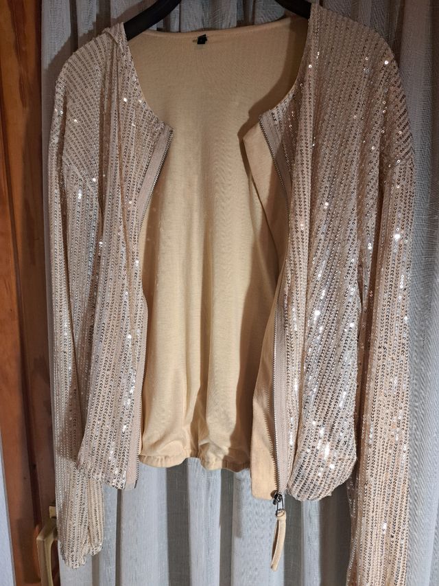 Bomber lentejuelas color champagne