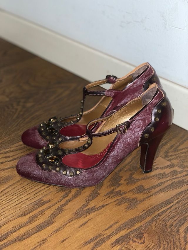 Scarpe vintage con tacco in cavallino bordò