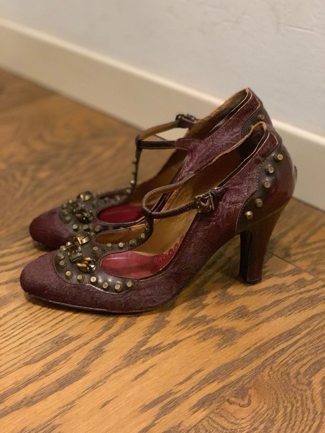 Scarpe vintage con tacco in cavallino bordò